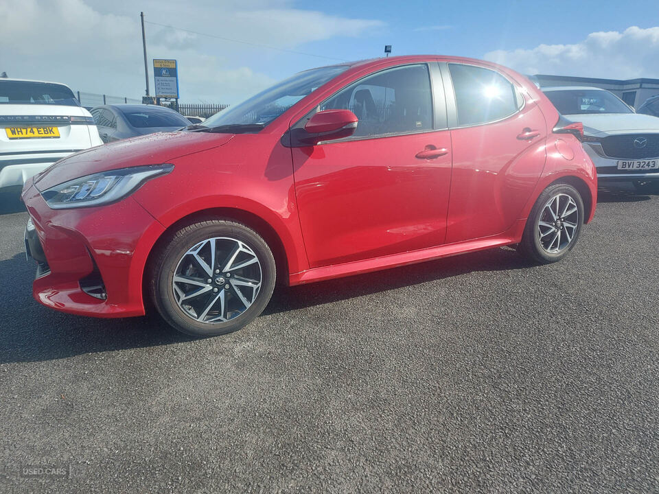 Jan 2023 Toyota Yaris 1.5 Hybrid Design 5dr CVT